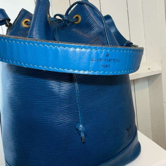 RARE Vintage Louis Vuitton Noé Bucket Bag – Blue Epi Leather France 1994 - Picture 7 of 17